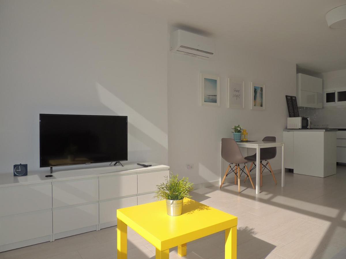 Puertosol Studio 102 Beach Playa - Sea Views Vistas Mar بينالماذينا المظهر الخارجي الصورة