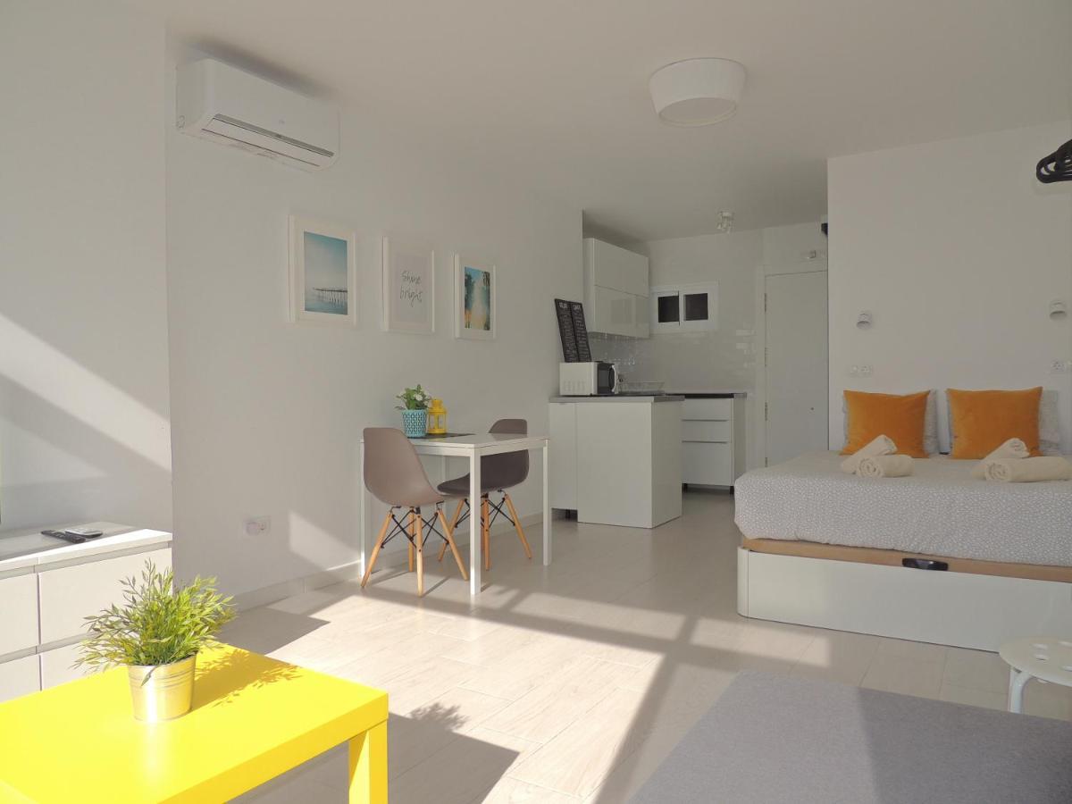 Puertosol Studio 102 Beach Playa - Sea Views Vistas Mar بينالماذينا المظهر الخارجي الصورة